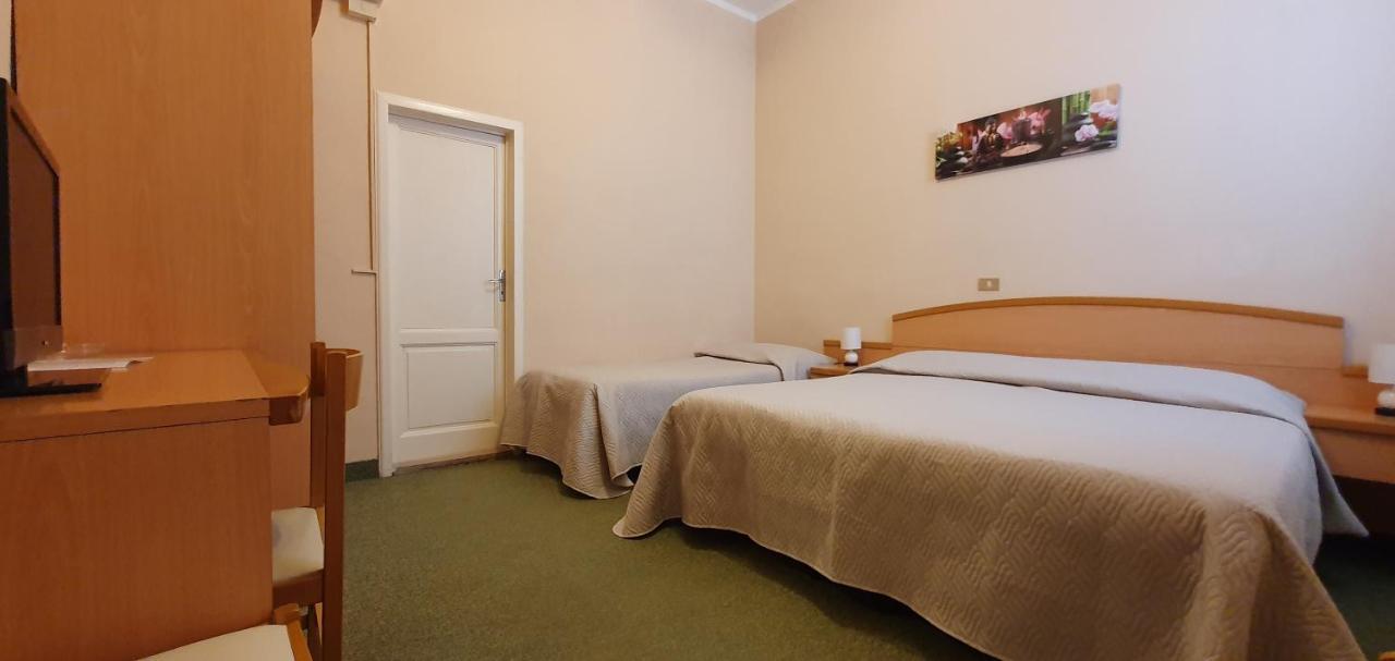 Hotel Giovanna Montecatini Terme Bagian luar foto