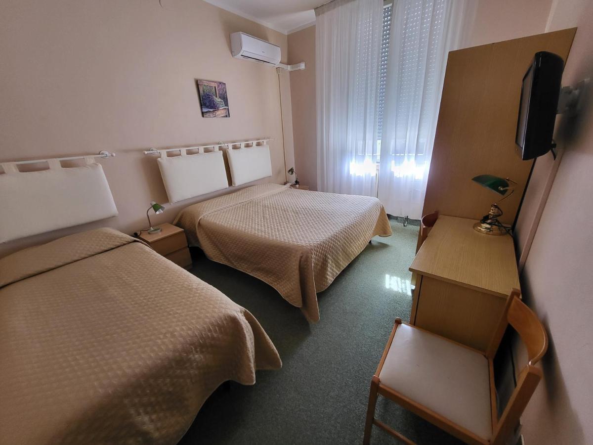 Hotel Giovanna Montecatini Terme Bagian luar foto