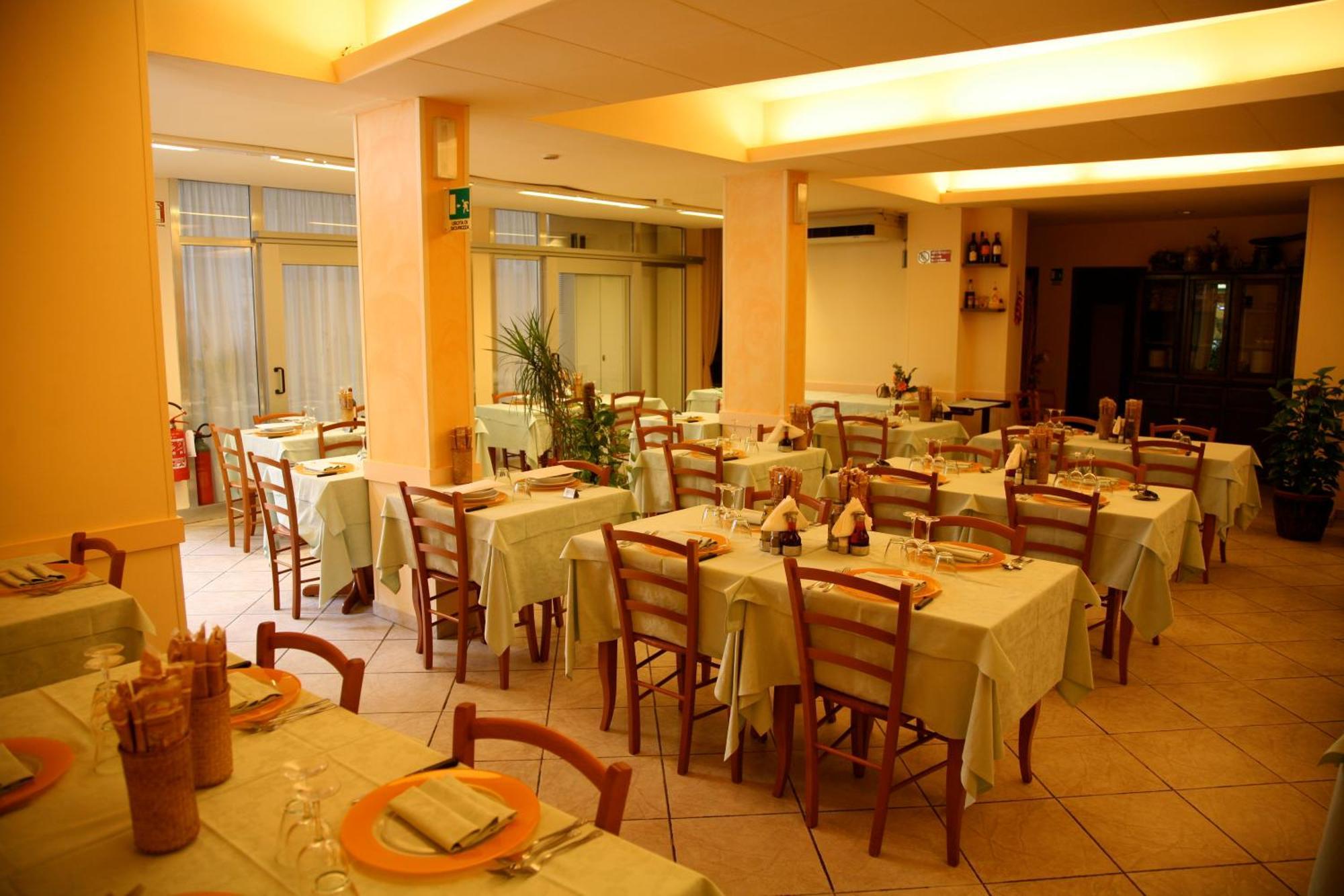 Hotel Giovanna Montecatini Terme Bagian luar foto