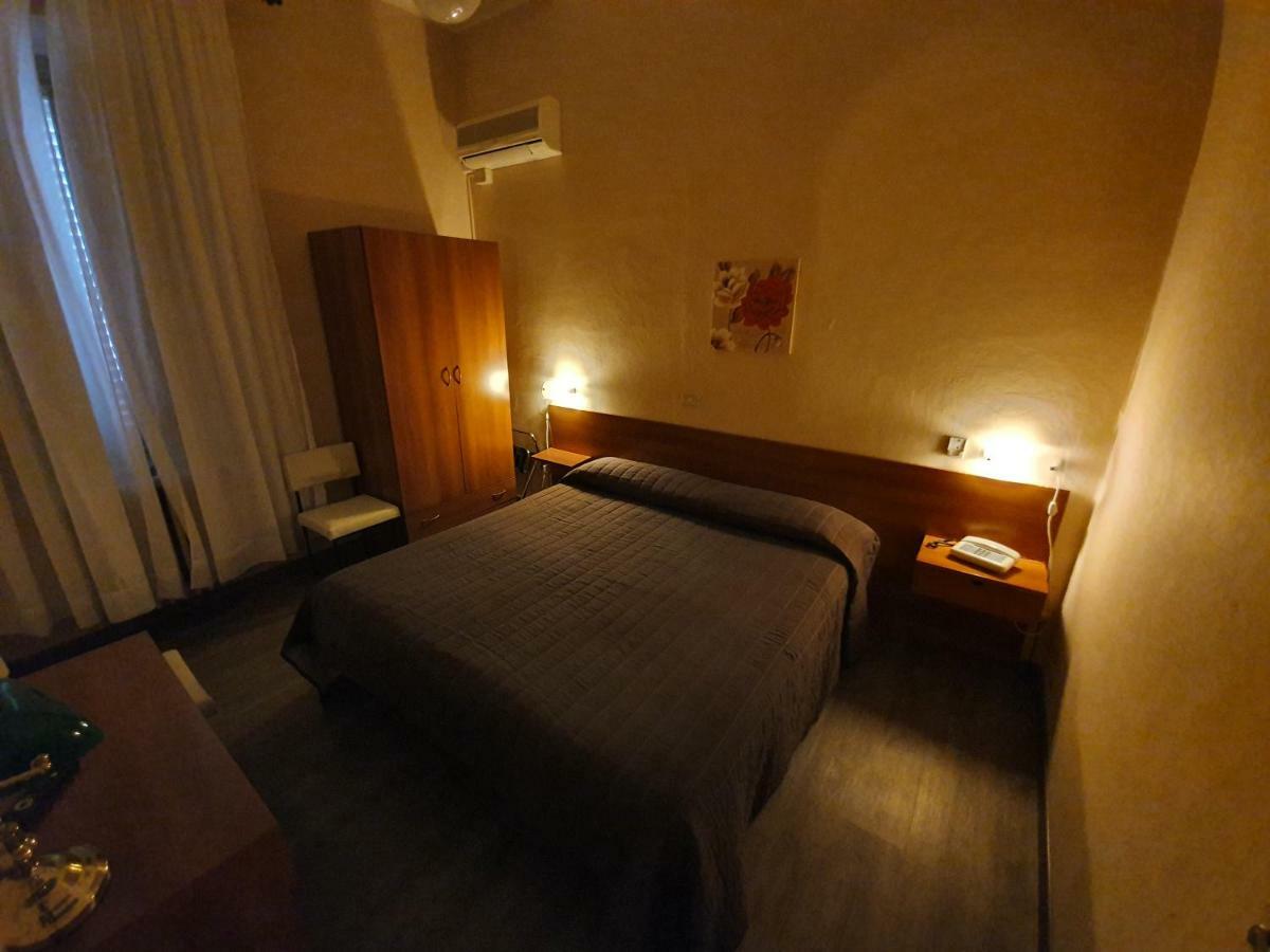 Hotel Giovanna Montecatini Terme Bagian luar foto